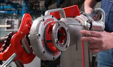 RIDGID® 套丝机和配管工具秉承我们的品牌承诺，不断推出领先行业具有创新性的产品，是我们富有竞争力的产品类之一。